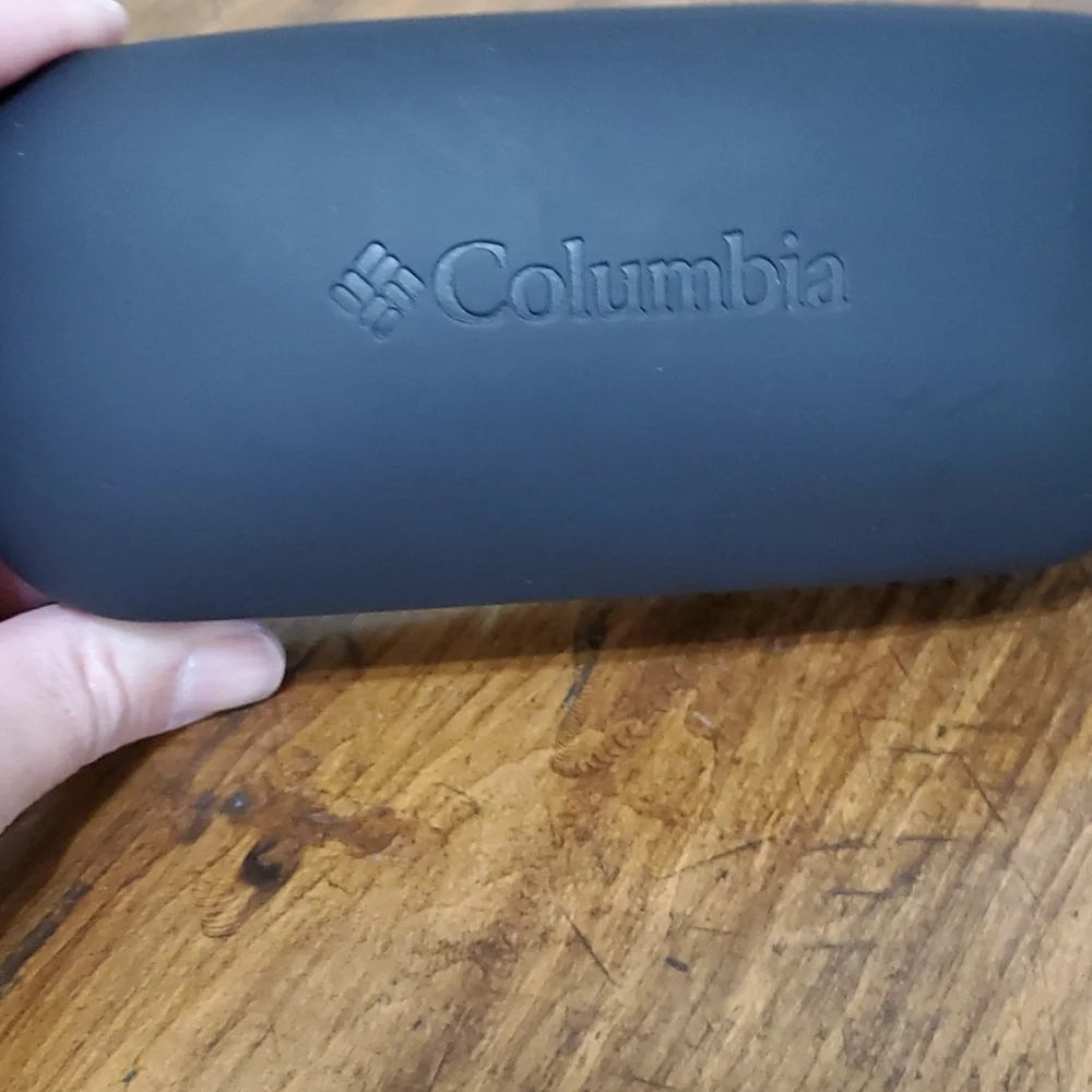 Columbia Sun Glass Case